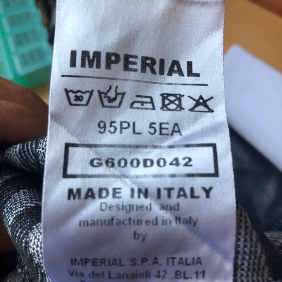 Designer Italian skirt - Picture 5 of 12